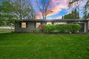 1708 Wood St, Valparaiso, IN 46383 - Photo 1