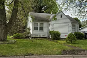 1308 Greenway St, La Porte, IN 46350 - Photo 1