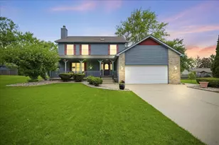 2105 Shadowood Ct, Valparaiso, IN 46383 - Photo 1