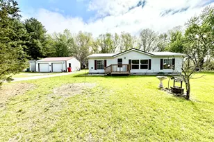 7174 N 725 W, Winamac, IN 46996 - Photo 1