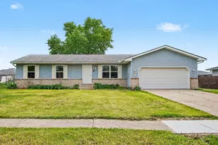342 Woodbridge Dr, Lowell, IN 46356 - Photo 1