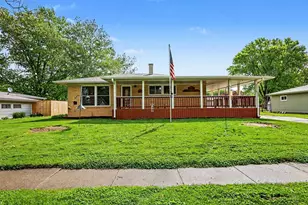 131 Hillcrest St, Hobart, IN 46342 - Photo 1