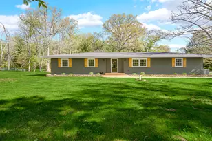 4964 Locksley Dr E, Rensselaer, IN 47978 - Photo 1