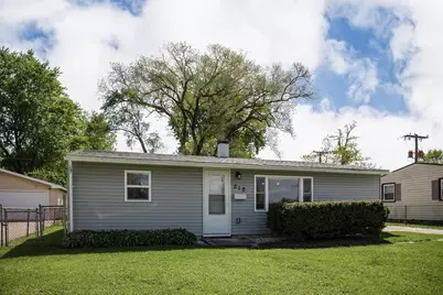 510 Emmettsburg Avenue, Valparaiso, IN 46385 - Photo 1