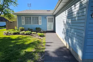 1412 215th St, Dyer, IN 46311 - Photo 1