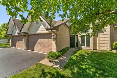 1542 W 93rd Court, Crown Point, IN 46307 - Photo 1