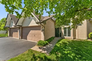 1542 W 93rd Ct, Crown Point, IN 46307 - Photo 1