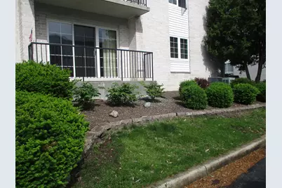 402 Sturdy Road #1d, Valparaiso, IN 46383 - Photo 1