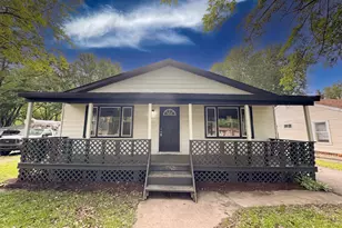 3246 N Lake Park Ave, Hobart, IN 46342 - Photo 1
