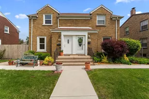 237 Hollywood Ave, Munster, IN 46321 - Photo 1