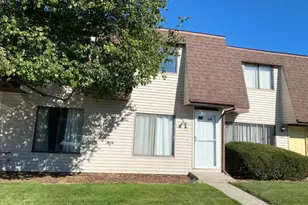 6050 Delaware Dr, Merrillville, IN 46410 - Photo 1