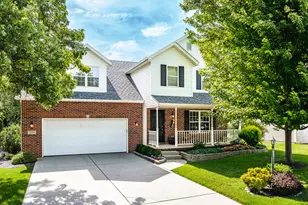 203 Parkwood Dr, Valparaiso, IN 46383 - Photo 1