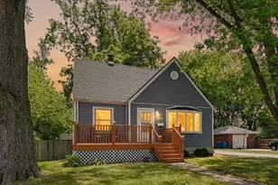 628 212th Pl, Dyer, IN 46311 - Photo 1