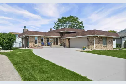 1045 Heather Lane, Munster, IN 46321 - Photo 1