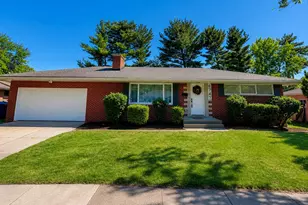 6747 Birch Pl, Gary, IN 46403 - Photo 1