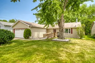 7107 Lindberg Ave, Hammond, IN 46323 - Photo 1
