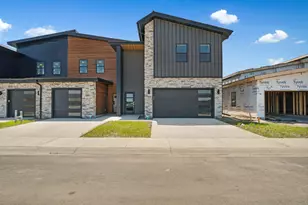 212 Sawgrass Dr, Crown Point, IN 46307 - Photo 1