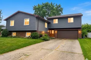 6297 Victory Ave, Portage, IN 46368 - Photo 1