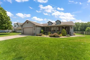 3451 Fairway Dr, Chesterton, IN 46304 - Photo 1
