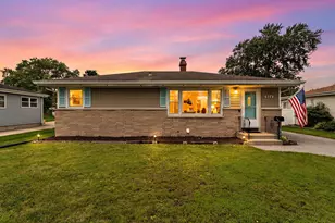 924 N Elmer St, Griffith, IN 46319 - Photo 1