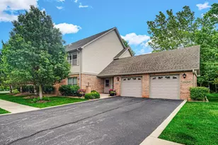 11031 Beacon Ct, Saint John, IN 46373 - Photo 1