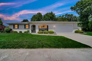2100 E 9th Pl, Hobart, IN 46342 - Photo 1