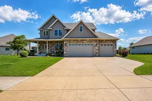 9723 Elle Ave, Saint John, IN 46373 - Photo 1