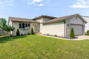 7832 Murrelet St, Hobart, IN 46342 - Photo 1