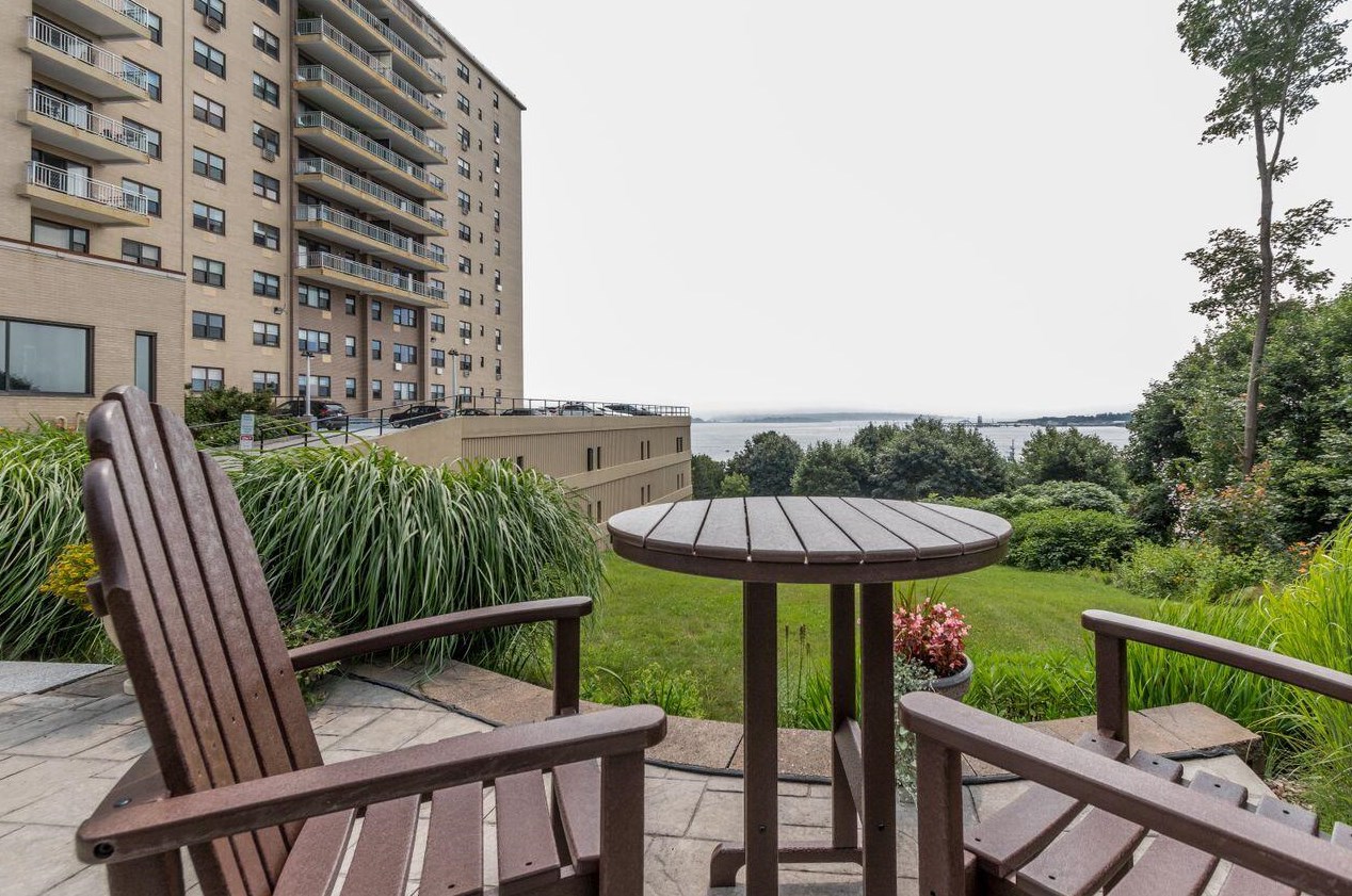 45 Eastern Promenade, Portland ME  04101-4801 exterior