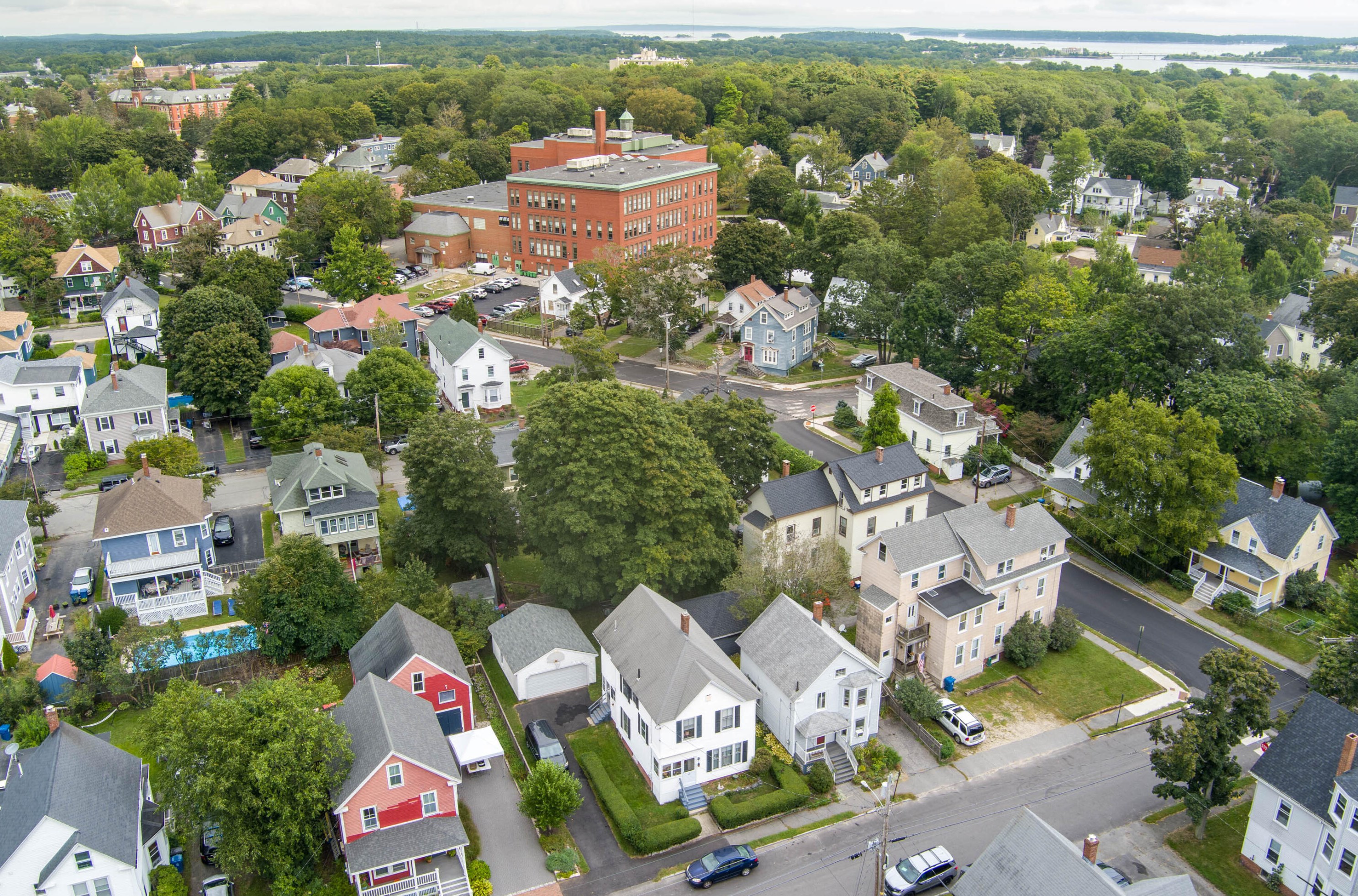 9 Alba St, Portland ME 04103-2503 exterior