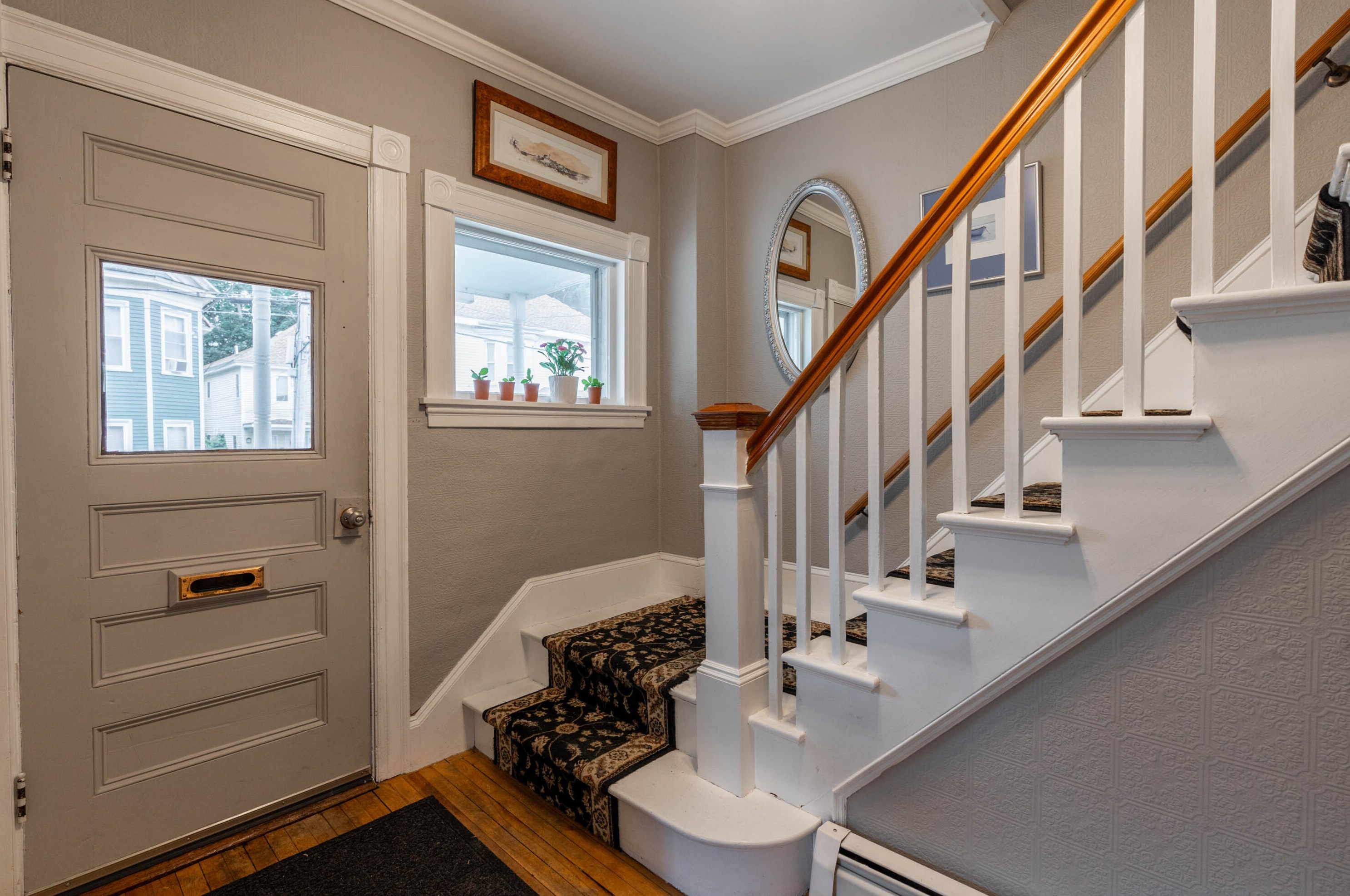 9 Alba St, Portland ME 04103-2503 exterior