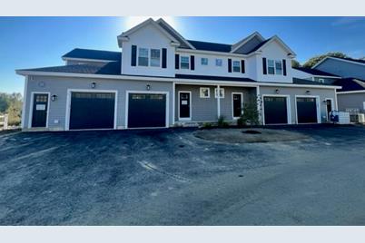 34 Regency Circle, Unit 1, Kittery, ME 03904