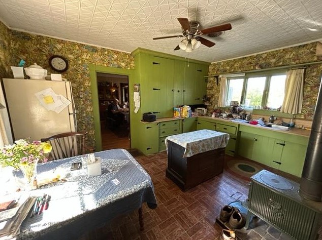 92 Pleasant St, Sebec ME  04426-1235 exterior