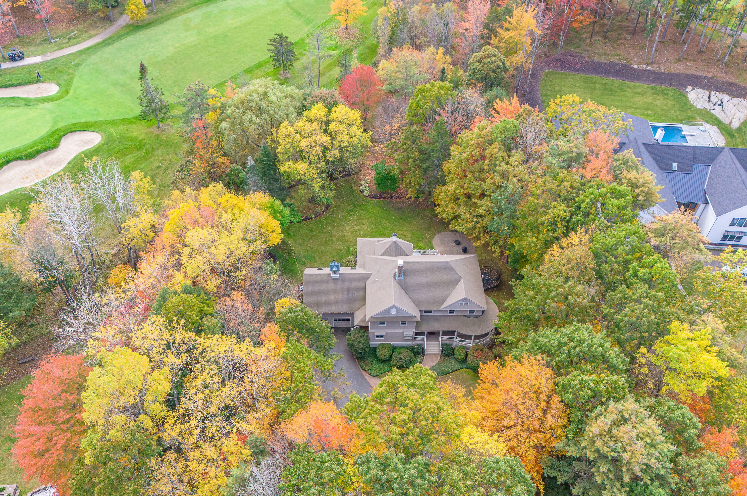 26 Woodlands Dr, Portland ME  04105-1159 exterior