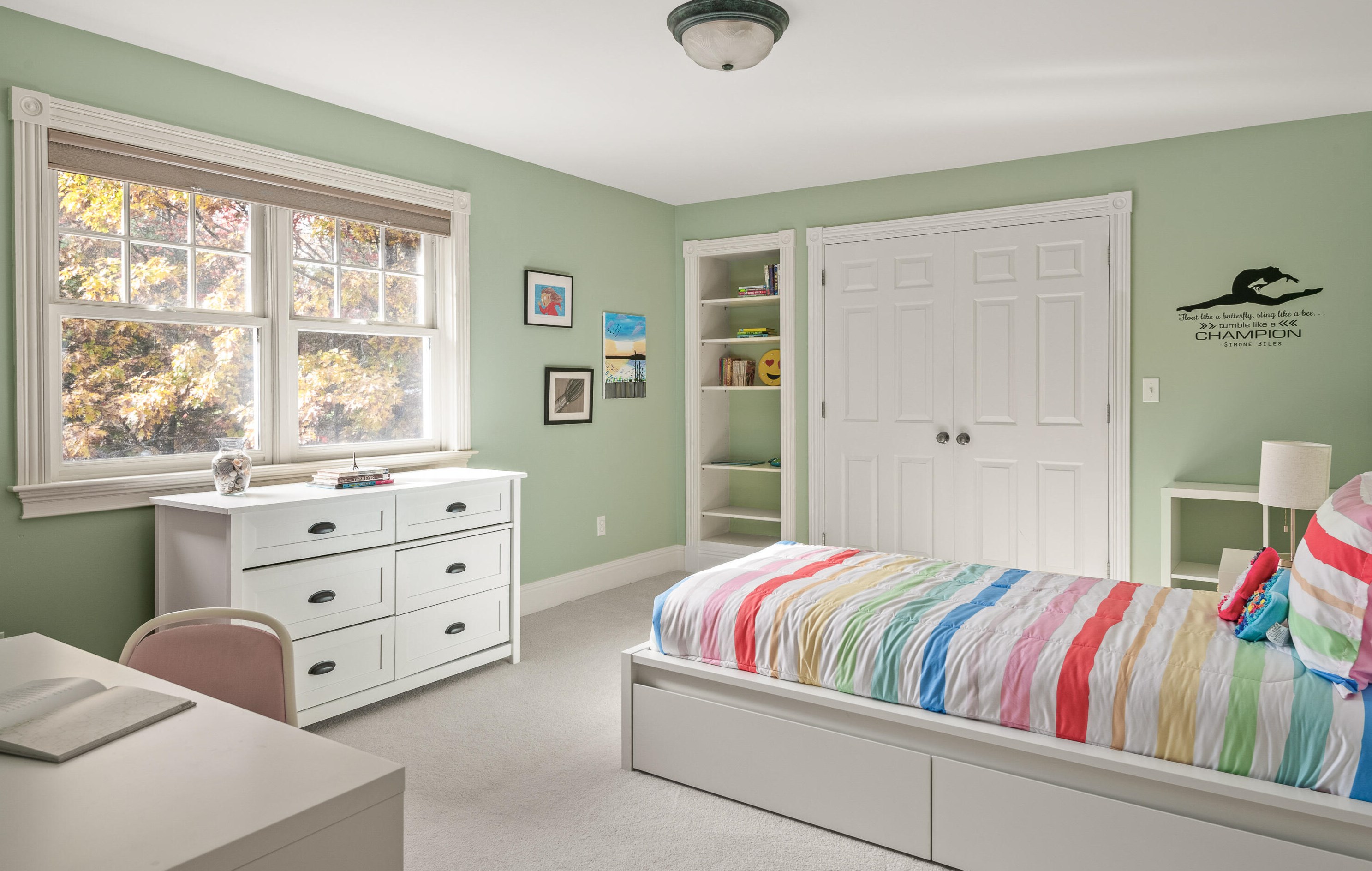 26 Woodlands Dr, Portland ME  04105-1159 exterior