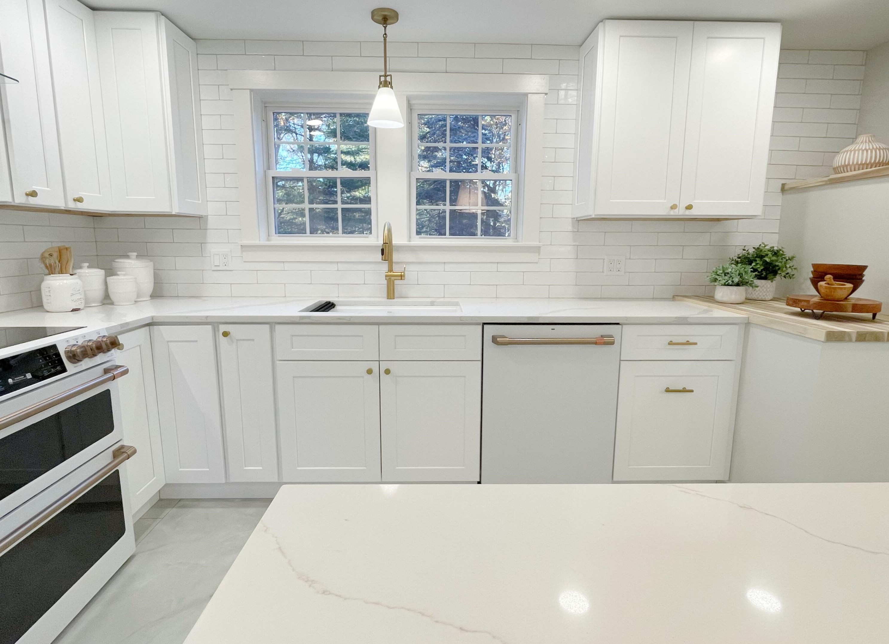 259 Falmouth Rd, Portland ME  04105-2064 exterior