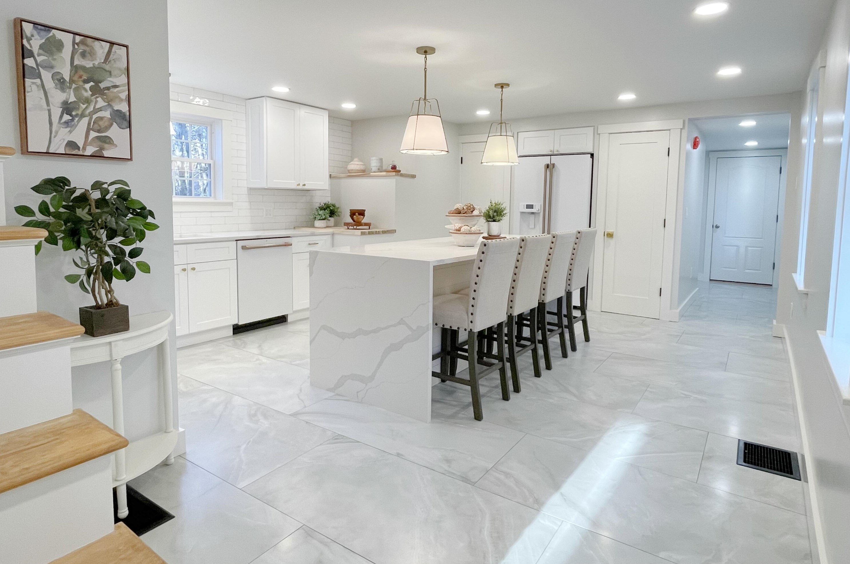 259 Falmouth Rd, Portland ME  04105-2064 exterior