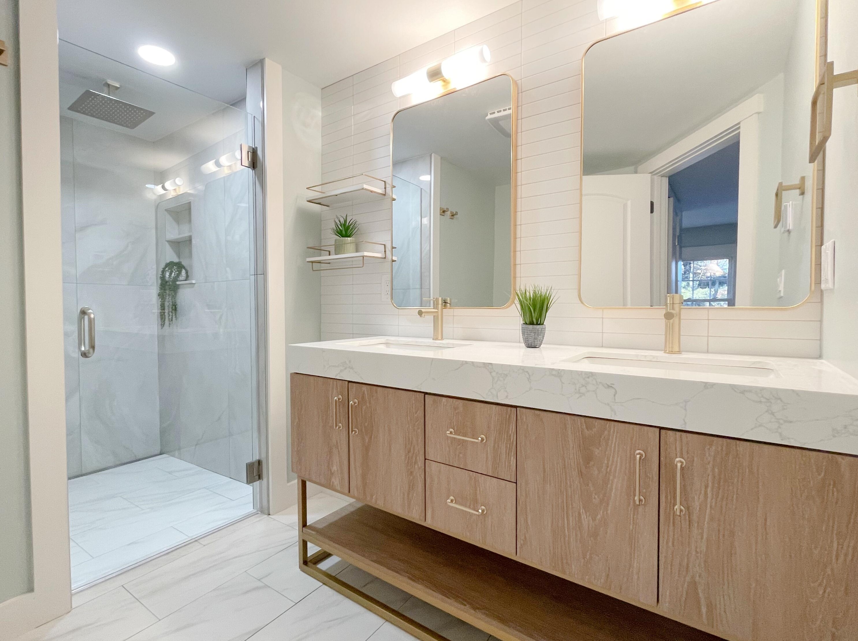 259 Falmouth Rd, Portland ME  04105-2064 exterior