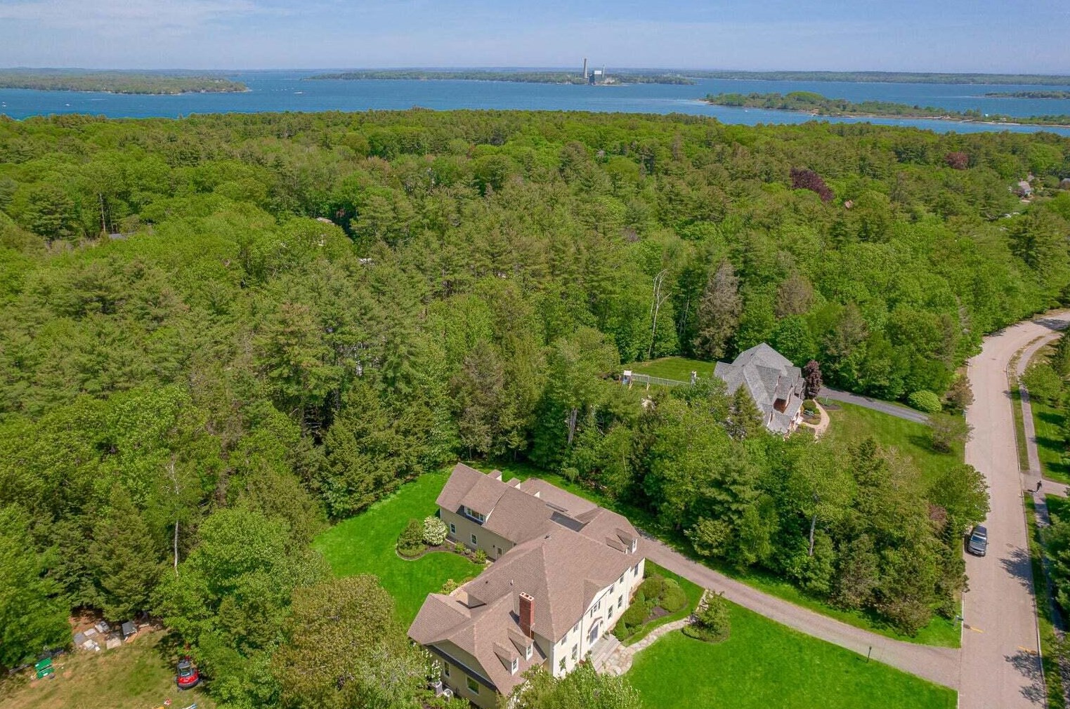 19 Mary Ln, Portland ME  04110-1442 exterior