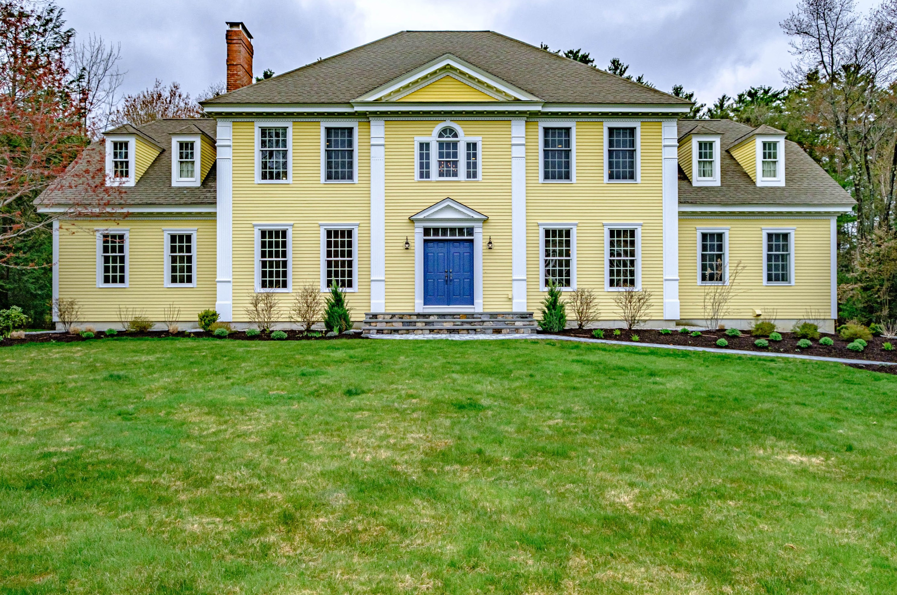 19 Mary Ln, Portland ME  04110-1442 exterior