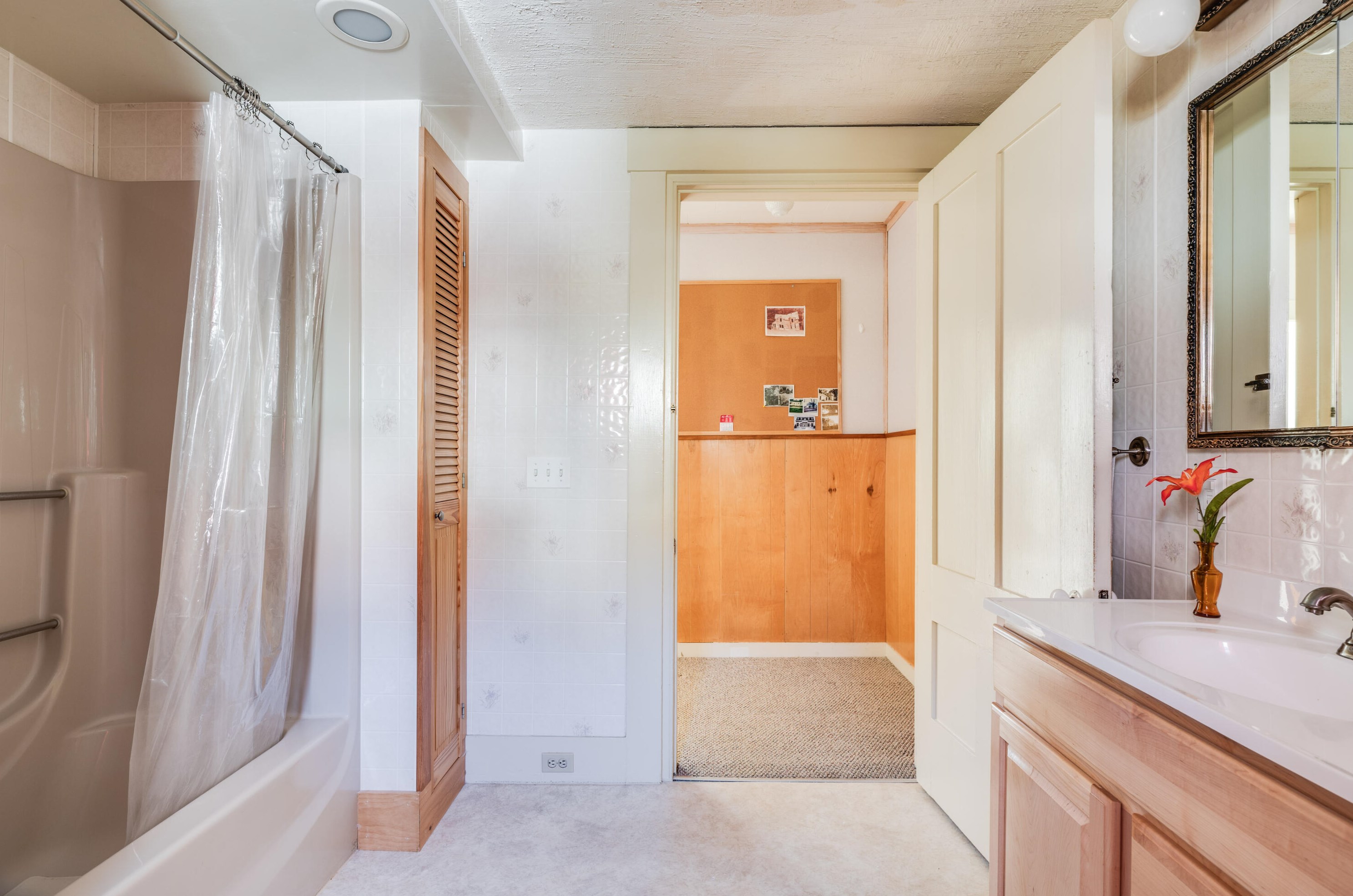 79 Pleasant St, Sebec ME  04426-1239 exterior