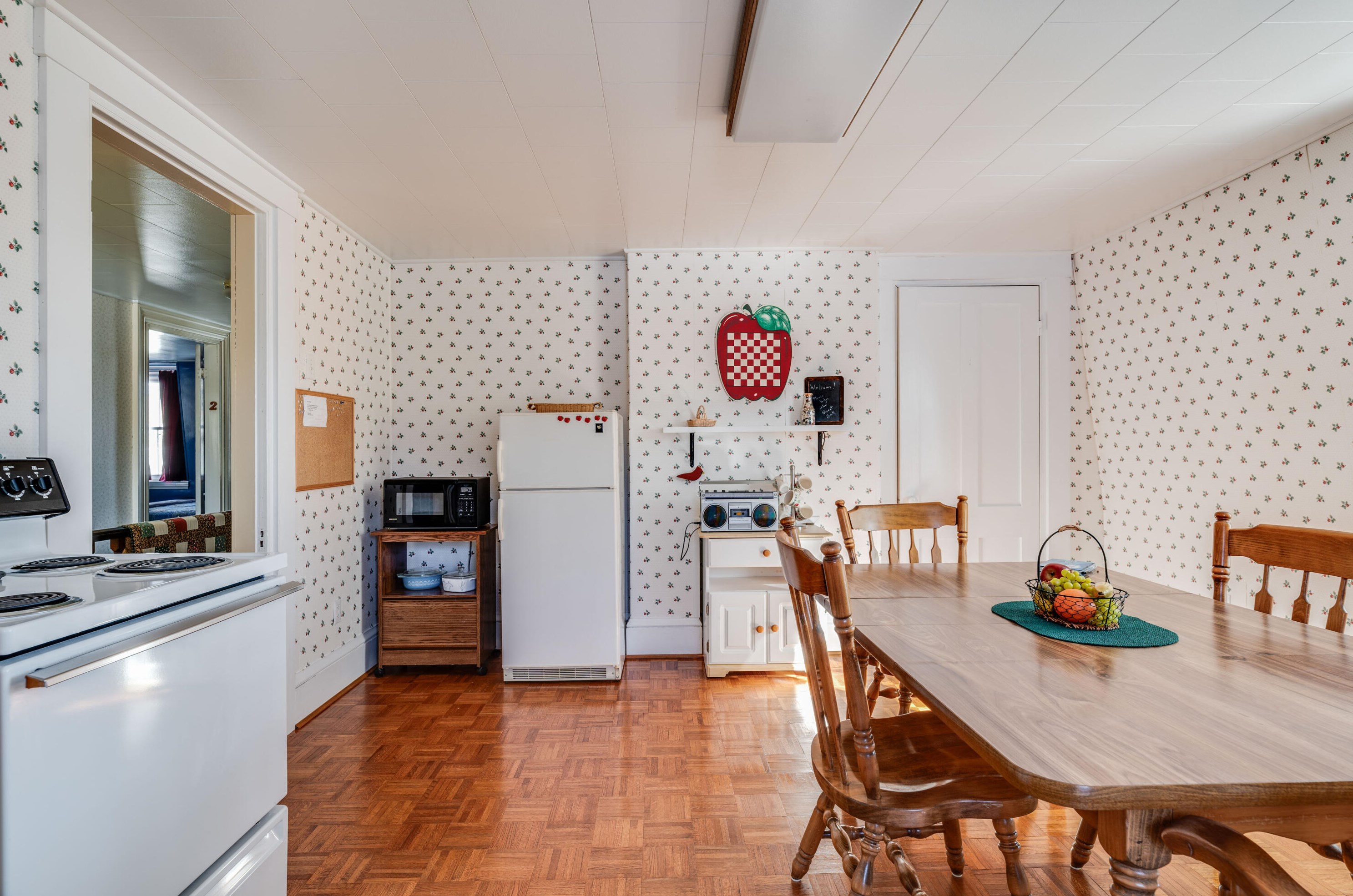 79 Pleasant St, Sebec ME  04426-1239 exterior