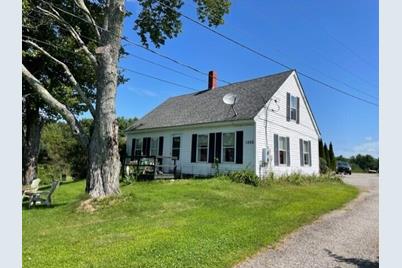 1055 Middle Road, Warren, ME 04864 - Photo 1