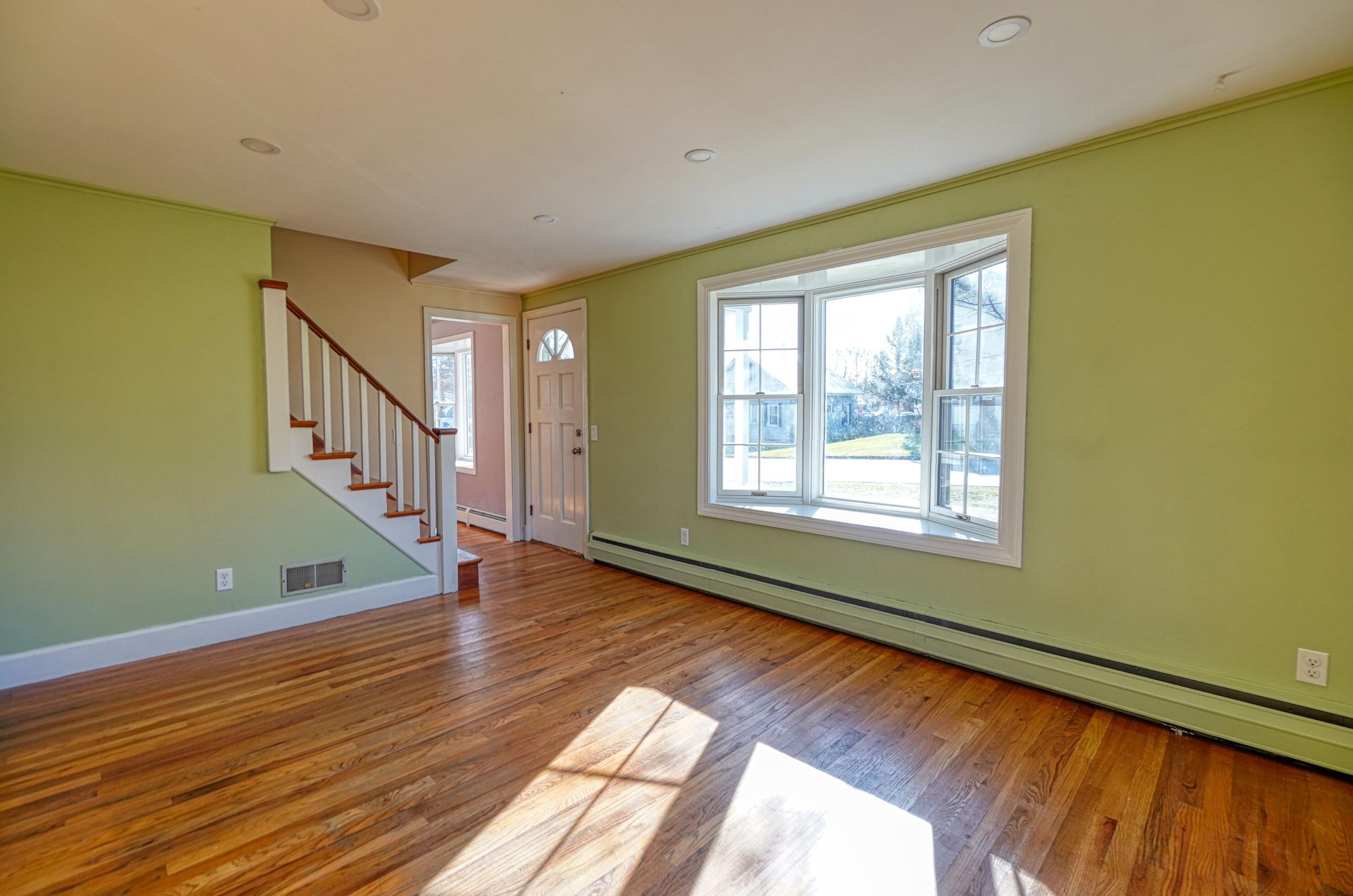 29 Sterling St, Waterville ME  04901-5032 exterior