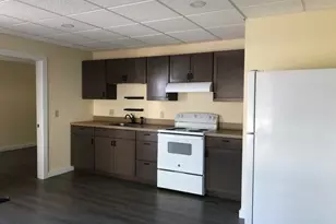 129 Perham St, Farmington, ME 04938 - Photo 7