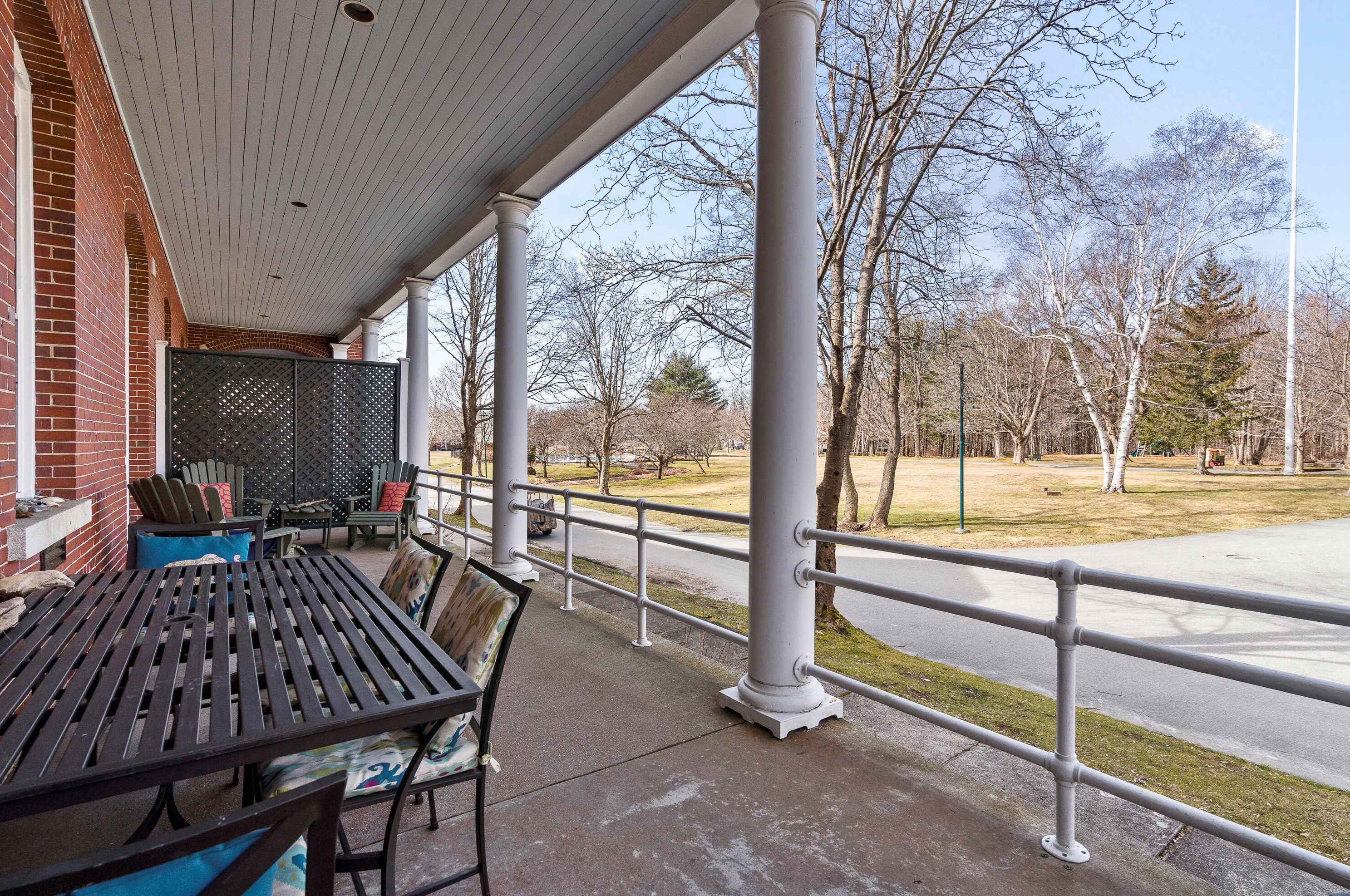 40 Mckinley Ct, Portland ME exterior