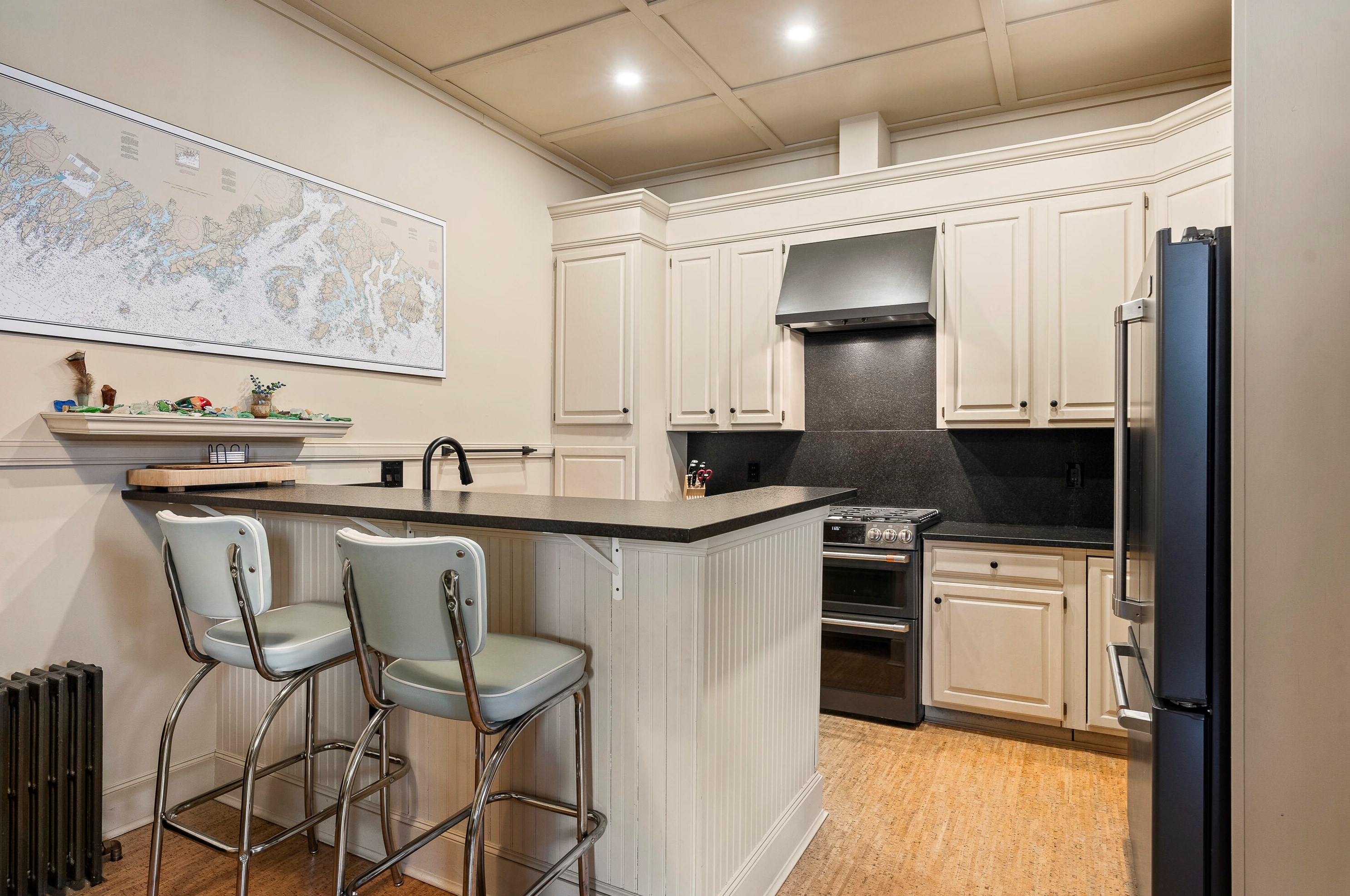 40 Mckinley Ct, Portland ME exterior