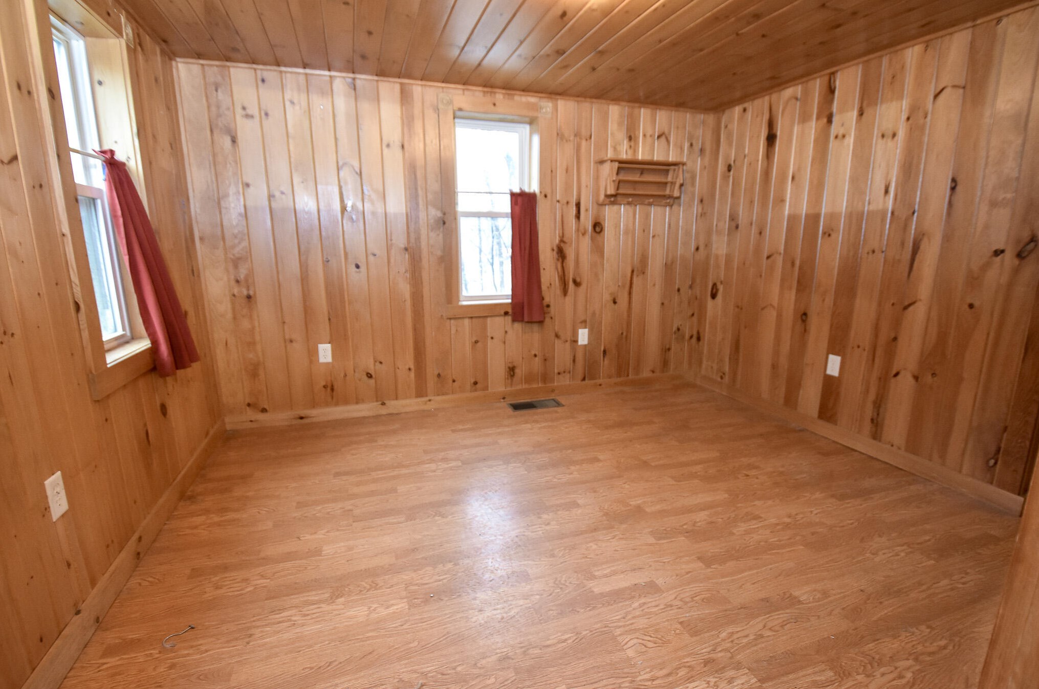 270 Main St, Sebec ME  04426-1243 exterior