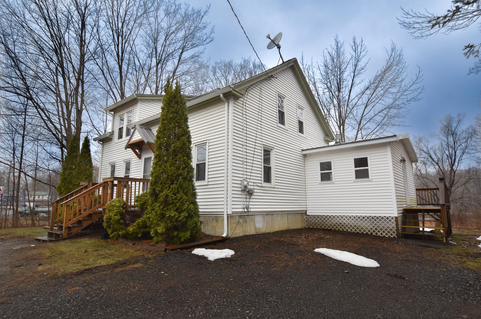 270 Main St, Sebec ME  04426-1243 exterior