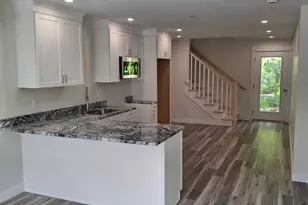 7 Apex Dr, Westbrook, ME 04092 - Photo 3